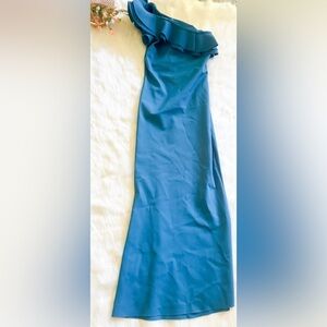 La Petite Robe di Chiara Boni Red Whitney Gown Maxi Dress in Size 42